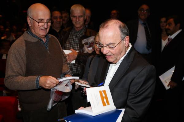 Ο Δημ. Στρατούλης μιλάει στην “Ε” για τις μεταμοσχεύσεις και συμπυκνώνει μια στάση ζωής και ένα κοινωνικό όραμα