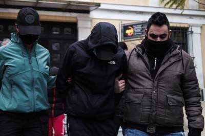 Ξυλοδαρμός στο Μετρό: Ποινική δίωξη σε βαθμό κακουργήματος για τους δράστες
