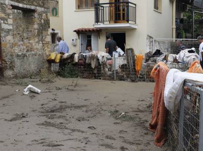Αναμένονται υπογραφές για τους πλημμυροπαθείς