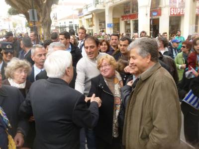 Ο Πρόεδρος χαιρέτησε τους Καλαματιανούς (βίντεο)