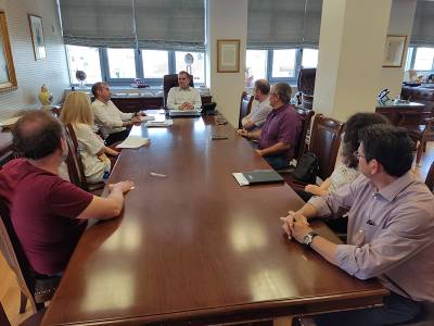 Συνάντηση για τη λειτουργία των σχολείων της Καλαμάτας