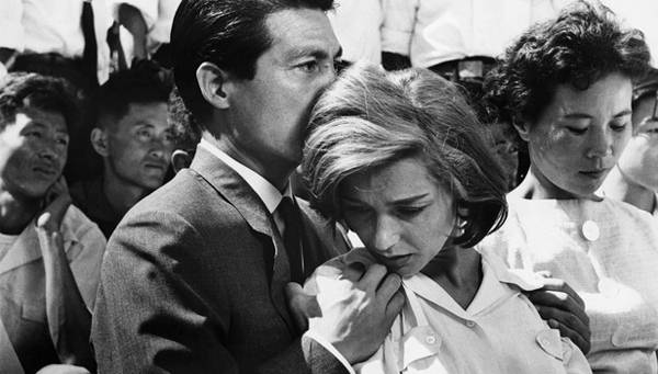 “Χιροσίμα, αγάπη μου” την Κυριακή στη Λέσχη