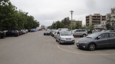 Προχωρά η διαδικασία για ιδιώτη στα πάρκινγκ του Νέδοντα
