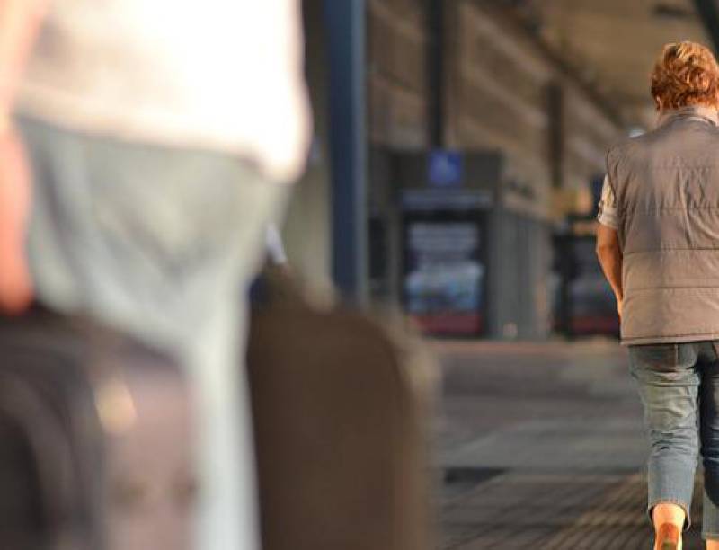 Θεσσαλονίκη: Μετέφερε με βαλίτσα πάνω από 10 κιλά ηρωίνη