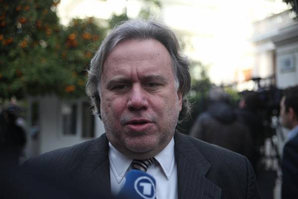 Κατρούγκαλος: "Όλες οι απολύσεις, οι οποίες έχουν γίνει αντισυνταγματικά, θα ανακληθούν"