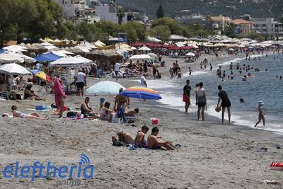 Αρκετός κόσμος... ψήφισε Καλαμάτα το τριήμερο του Αγίου Πνεύματος (βίντεο-φωτογραφίες)