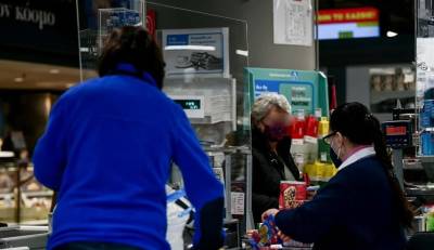 Ακρίβεια: Πήραν φωτιά οι τιμές στα σούπερ μάρκετ - Το ηλιέλαιο από 2,10 ευρώ/λίτρο πήγε στα 4,80 (Βίντεο)