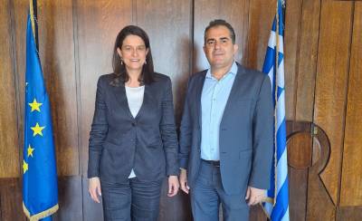 Βασιλόπουλος σε Κεραμέως για αναπτυξιακά θέματα