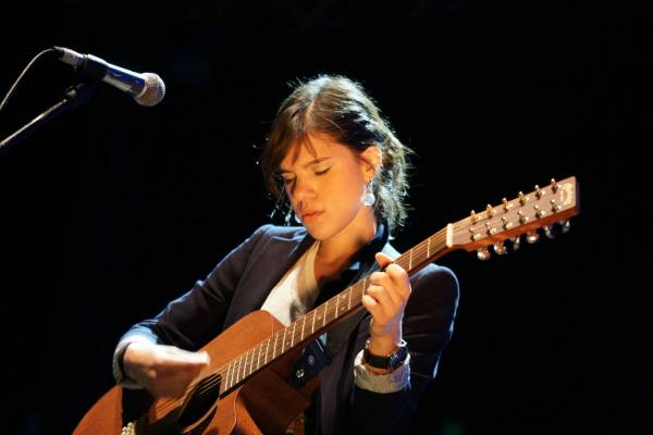 Κερδίστε 5 διπλές προσκλήσεις για τη συναυλία της Μόνικα στην Καλαμάτα