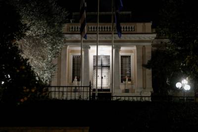 Ανασχηματισμός πριν την... τέλεια καταιγίδα