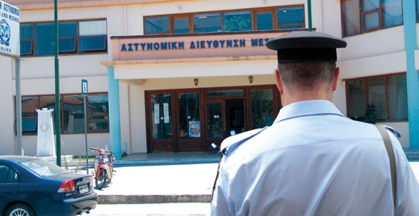 Αστυνομικός της Ασφάλειας &quot;δεξί χέρι&quot; εγκληματιών  