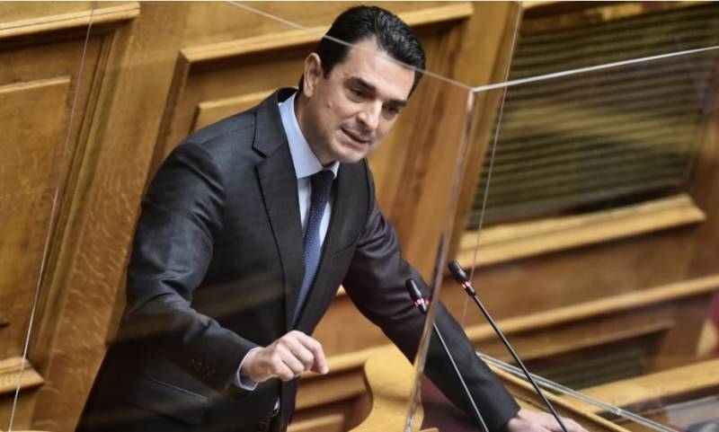 Σκρέκας: Μείωση στους λογαριασμούς ρεύματος 1,1 δισ. ευρώ από τις διασυνδέσεις των νησιών