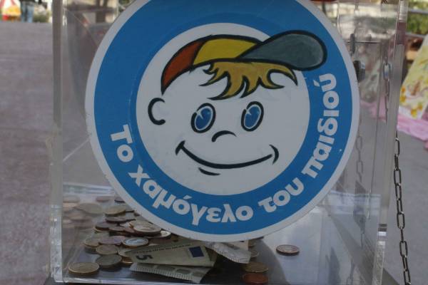 Το &quot;Χαμόγελο του Παιδιού&quot; για τον θάνατο του νηπίου στην Αρχαία Κόρινθο (βίντεο)