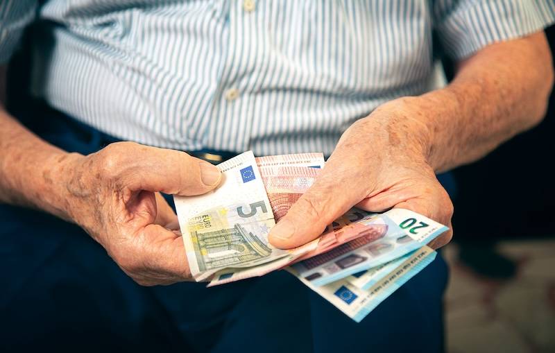 e-ΕΦΚΑ: Πότε καταβάλλονται οι συντάξεις μηνός Ιανουαρίου 2025