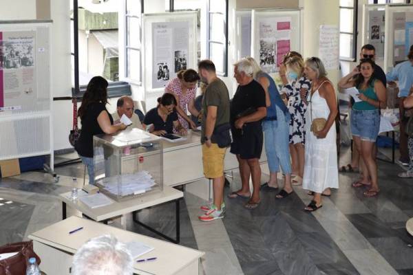 Καλαμάτα: Στο “Rex” η νέα εσωκομματική ψηφοφορία του ΣΥΡΙΖΑ