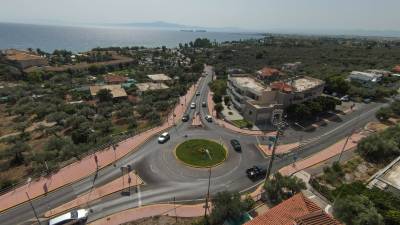 Σκοτάδι εδώ και μέρες στον κόμβο της “Φωτεινής”