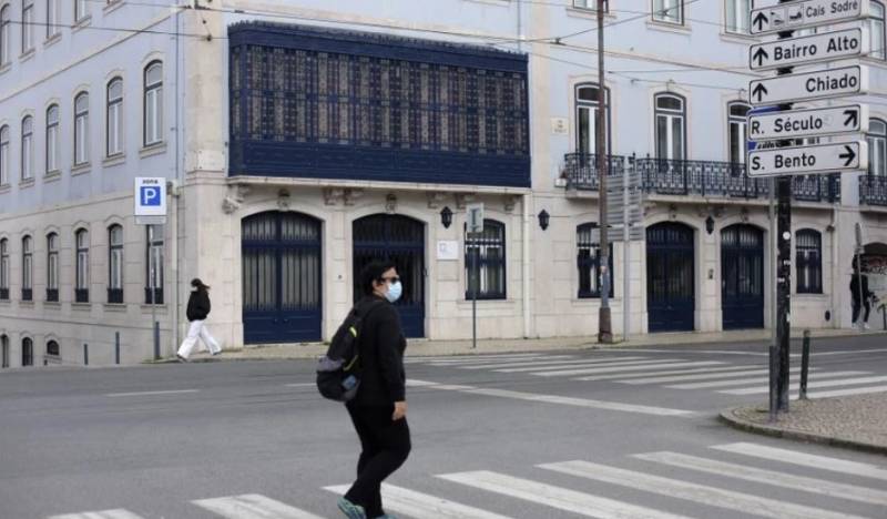 Ανοίγουν σήμερα και πάλι μουσεία, γυμνάσια και οι ταράτσες των καφέ στην Πορτογαλία