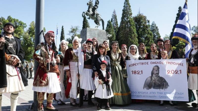Σακελλαροπούλου από Τρίπολη: Η Ελλάδα δεν απεμπολεί τα κυριαρχικά της δικαιώματα (Βίντεο)