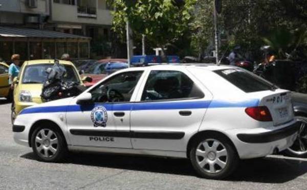 Δύο τραυματίες από σύγκρουση περιπολικού με ΙΧ στο Νέο Κόσμο