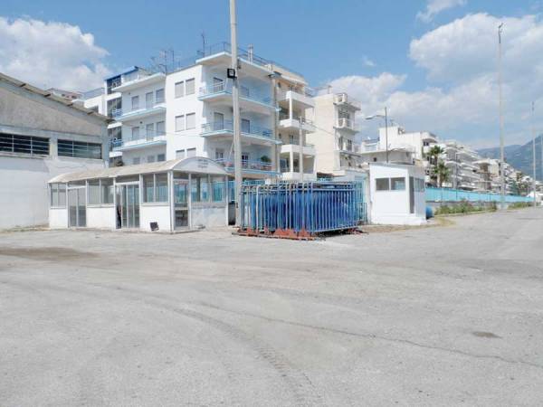 Καθαρίστηκε  το λιμάνι