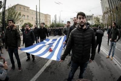 Ολοκληρώθηκε η πορεία για τα 45 χρόνια από την εξέγερση του πολυτεχνείου