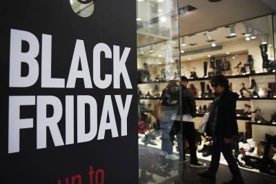 Σε ρυθμούς Black Friday σήμερα η Καλαμάτα - Ημέρα αιχμής για τα καταστήματα