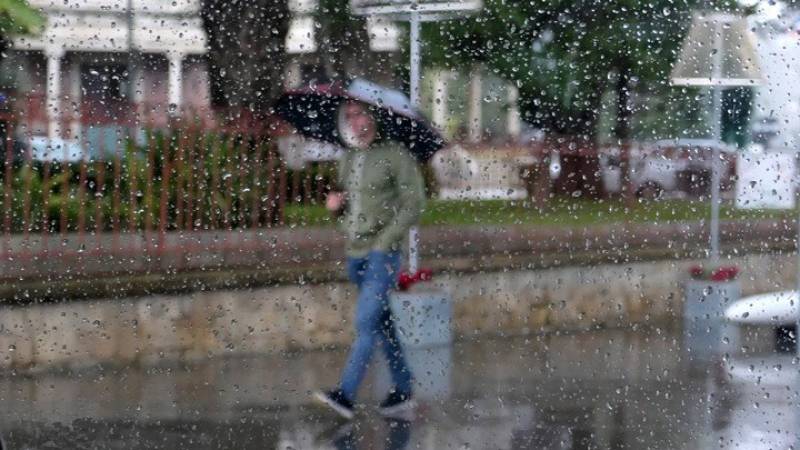 Βροχές, τοπικές καταιγίδες και χιονοπτώσεις σε ορεινές περιοχές την Τετάρτη