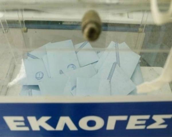 Οι εκλογές στην αυτοδιοίκηση και οι κομματικές στηρίξεις