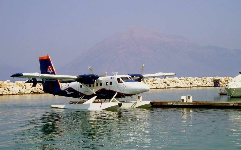 Νέος διαγωνισμός με ελάχιστο μίσθωμα για υδατοδρόμιο στο λιμάνι της Καλαμάτας