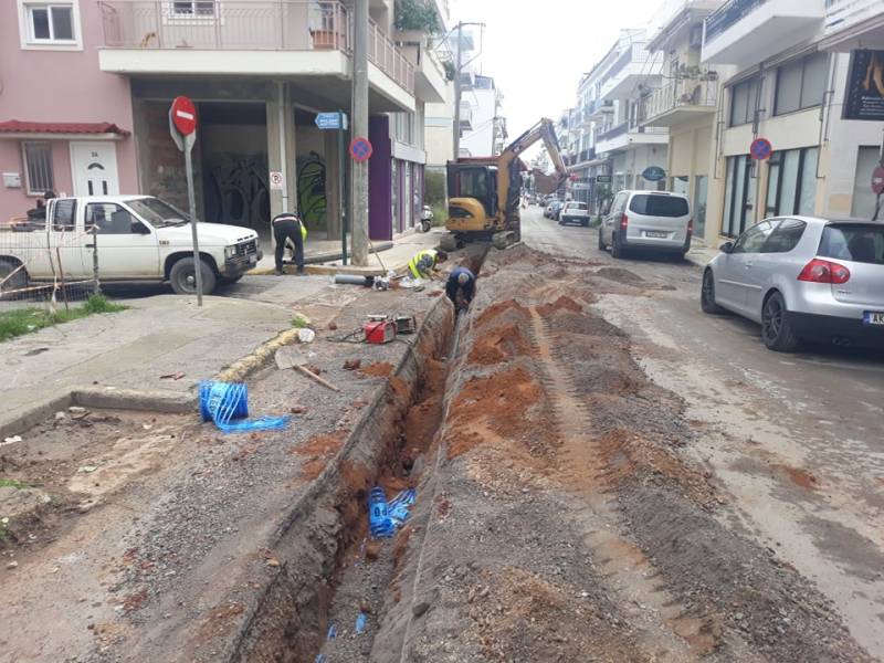 Καλαμάτα: Κυκλοφοριακά προβλήματα από την κλειστή Φαρών