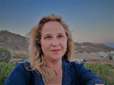 Η συνθέτρια και μουσικοπαιδαγωγός Τατιάνα Ζωγράφου στην "Ε": "Για τα παιδιά" στο θέατρο "Ολύμπια"