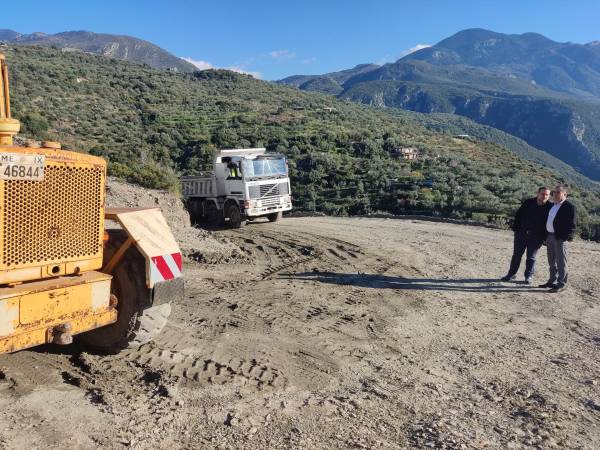 Ξεκίνησε η βελτίωση αγροτικής οδοποιίας στον Δήμο Καλαμάτας