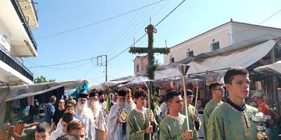 Η Κυπαρισσία γιόρτασε την Υψωση του Τιμίου Σταυρού