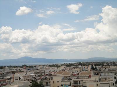 Ελλειμμα κλινών και ανοίκιαστα σπίτια