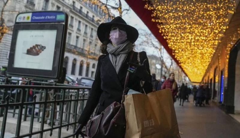 Δραματική έκκληση ΠΟΥ: "Ακυρώστε όλες τις Χριστουγεννιάτικες εκδηλώσεις" (βίντεο)