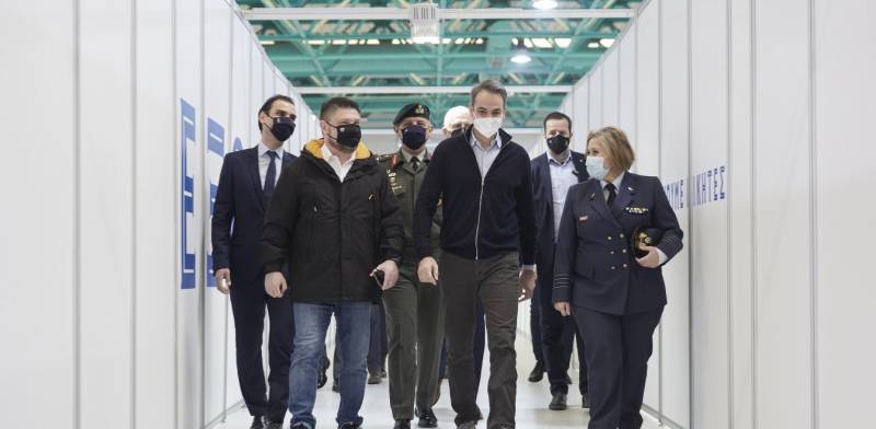 Μητσοτάκης από mega εμβολιαστικό: Εμβόλιο όλοι οι άνω των 60 μέχρι τα μέσα Μαΐου