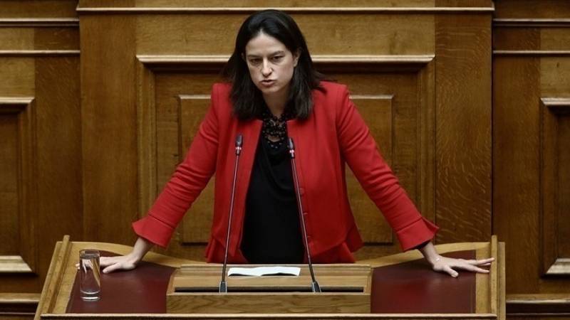 Νίκη Κεραμέως: «Θετικό γεγονός», αλλά όχι επιστροφή στην κανονικότητα, η έξοδος στις αγορές