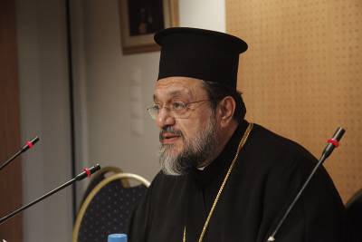 Συγγνώμη της Ακριβοπούλου για τα σχόλια κατά του μητροπολίτη Μεσσηνίας (βίντεο)