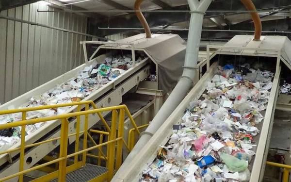 Με γνώμονα το δημόσιο συμφέρον η λύση για τα σκουπίδια