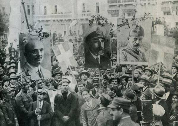 Παρουσιάζεται στην Καλαμάτα το βιβλίο “Χωρίς στέμμα” του Θανάση Διαμαντόπουλου