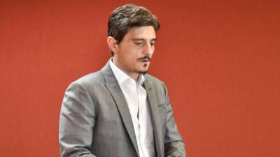 Δημήτρης Γιαννακόπουλος: Πως θα μοιράσει 50.000 ευρώ κι ένα αυτοκίνητο σε οκτώ τυχερούς στο Instagram