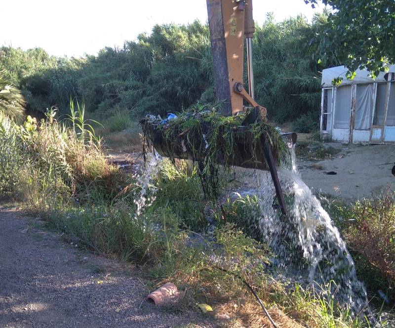 Συνεχίζονται οι καθαρισμοί τάφρων του ΓΟΕΒ Παμίσου