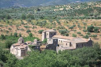 Δύο χειροβομβίδες βρέθηκαν στον Ανδρομονάστηρο