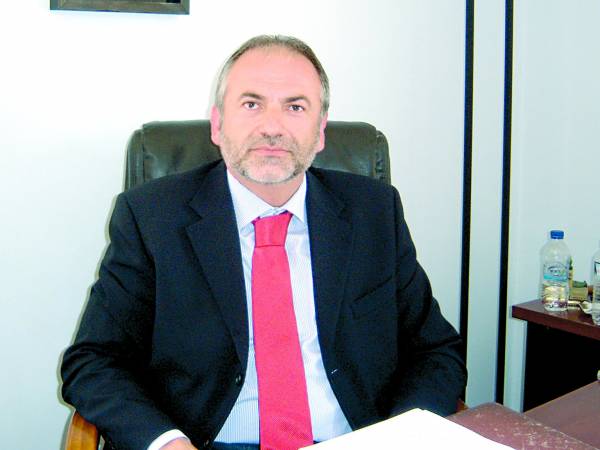 Διονύσης Αλευράς: &quot;Δεν είμαι εγώ υποψήφιος με το συνδυασμό Δέδε&quot;