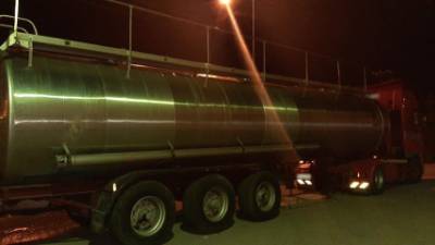 Εξαρθρώθηκε κύκλωμα που έκανε παράνομη εισαγωγή 21.000 λίτρων οινοπνεύματος