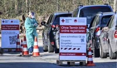 Σχεδόν 8.500 νέα κρούσματα κορονοϊού στη Γερμανία