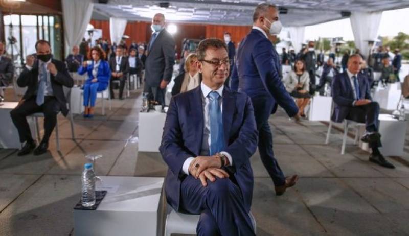 Πόσα χρήματα έβγαλαν οι επικεφαλής των Pfizer, BioNTech και Moderna στην πανδημία