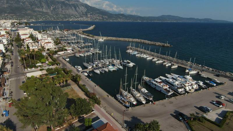 Νεκρός άνδρας βρέθηκε σε σκάφος στη Μαρίνα Καλαμάτας