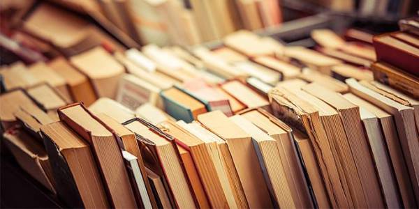 Εκθεση Ξενόγλωσσου Βιβλίου στο «Elite»