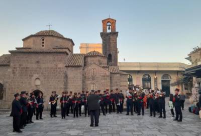 Πένθιμες μελωδίες από τη Δημοτική Φιλαρμονική Καλαμάτας